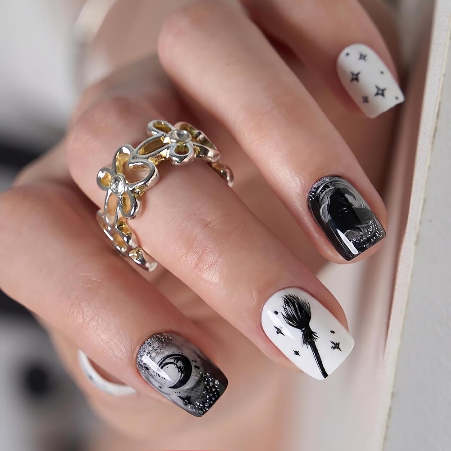 Halloween Press on Nails Hallo - đánh giá và giá Spider Web Halloween Decoration